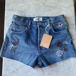 NWT Reformation Charlie Embroidered High Rise Jean Shorts Size 26